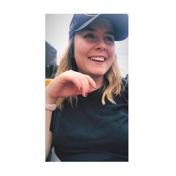 Meet your Posher, Valérie - Picture 1 of 1